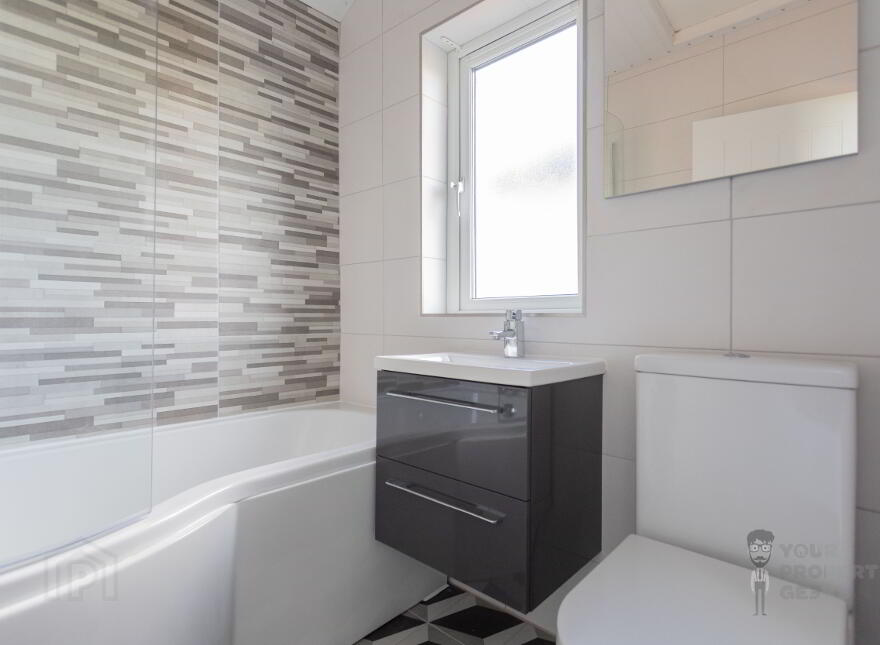 155 Knock Road, Belfast, BT5 6LH