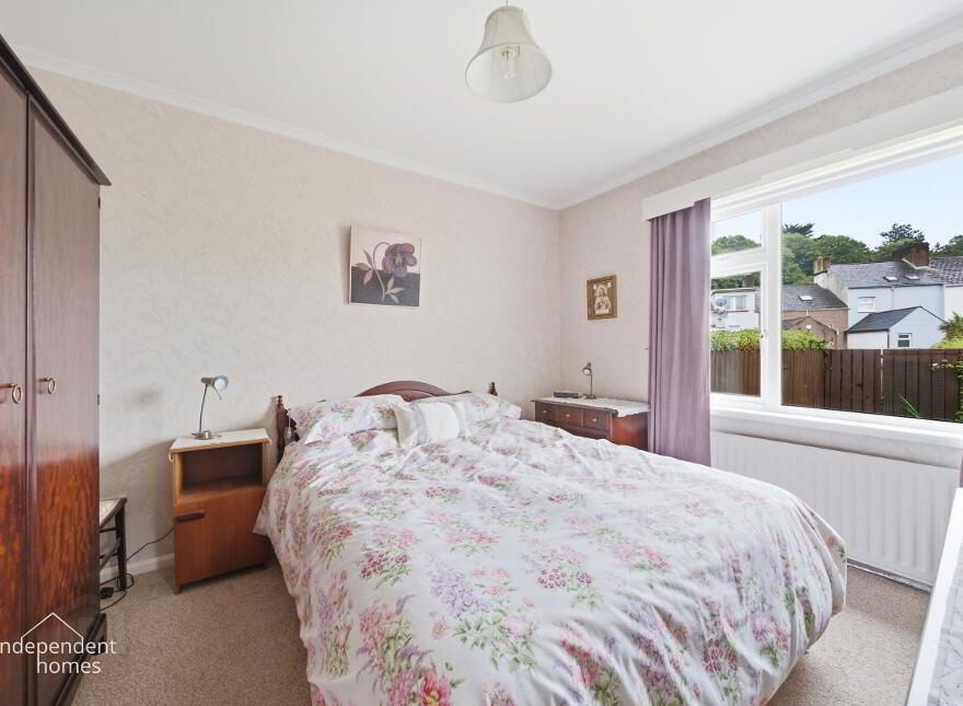 75 Victoria Road, Larne, BT40 1LY