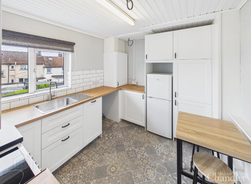 1 Wood End, Holywood, BT18 9PN