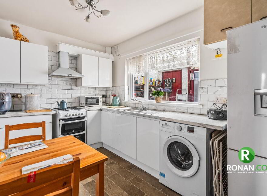 19 Beechmount Avenue, Strabane, BT82 9BD