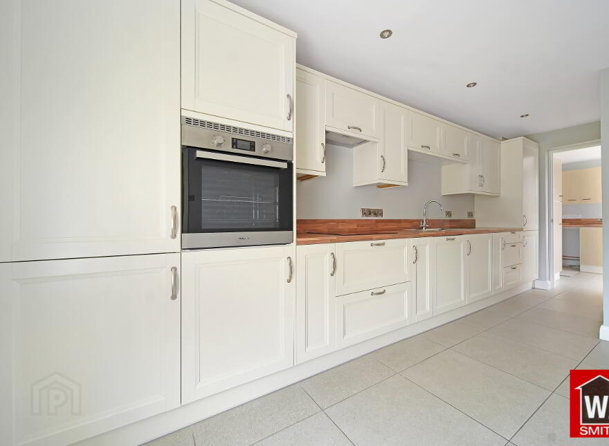 19 Millbrook Gardens, Castlederg, BT81 7DF