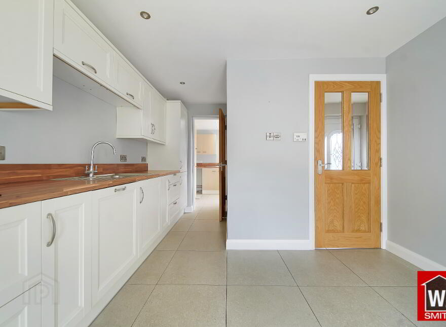 19 Millbrook Gardens, Castlederg, BT81 7DF