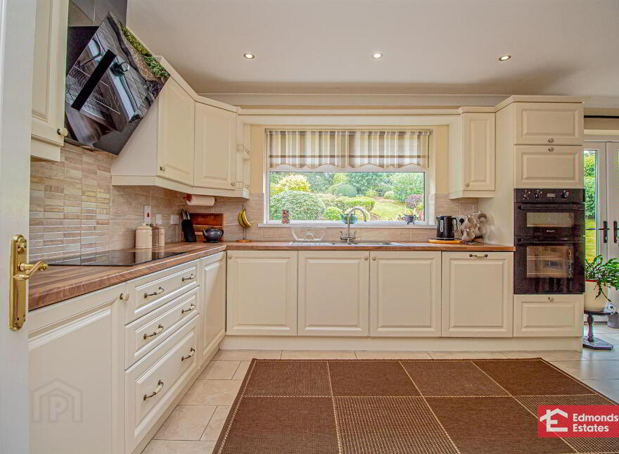 16 Loughan Hill, Ballymena, BT43 5LR