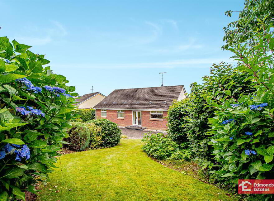 16 Loughan Hill, Ballymena, BT43 5LR