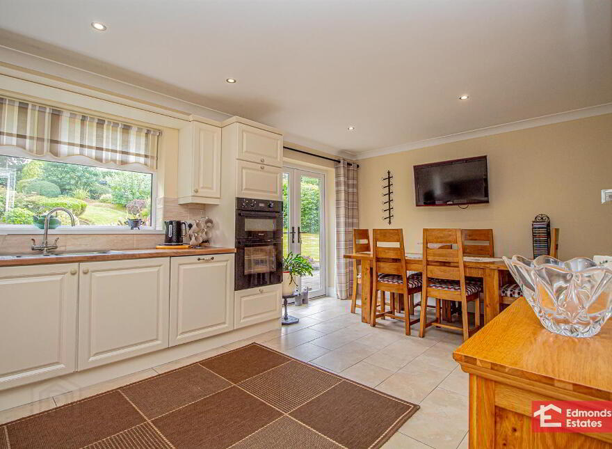 16 Loughan Hill, Ballymena, BT43 5LR