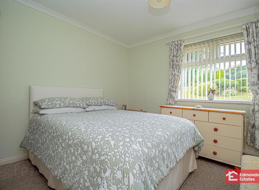 16 Loughan Hill, Ballymena, BT43 5LR
