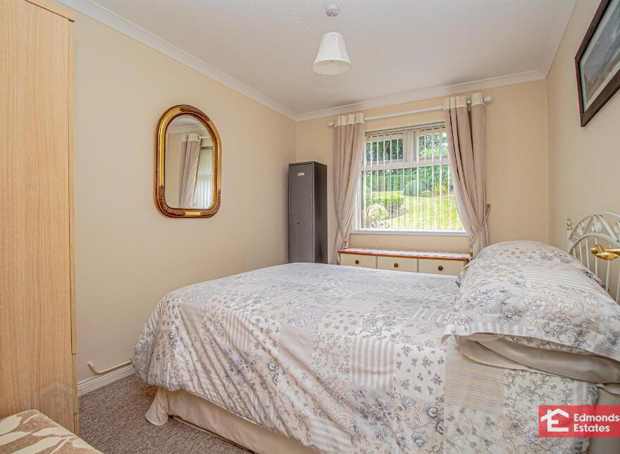 16 Loughan Hill, Ballymena, BT43 5LR