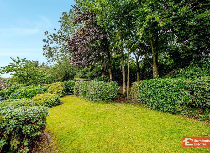 16 Loughan Hill, Ballymena, BT43 5LR