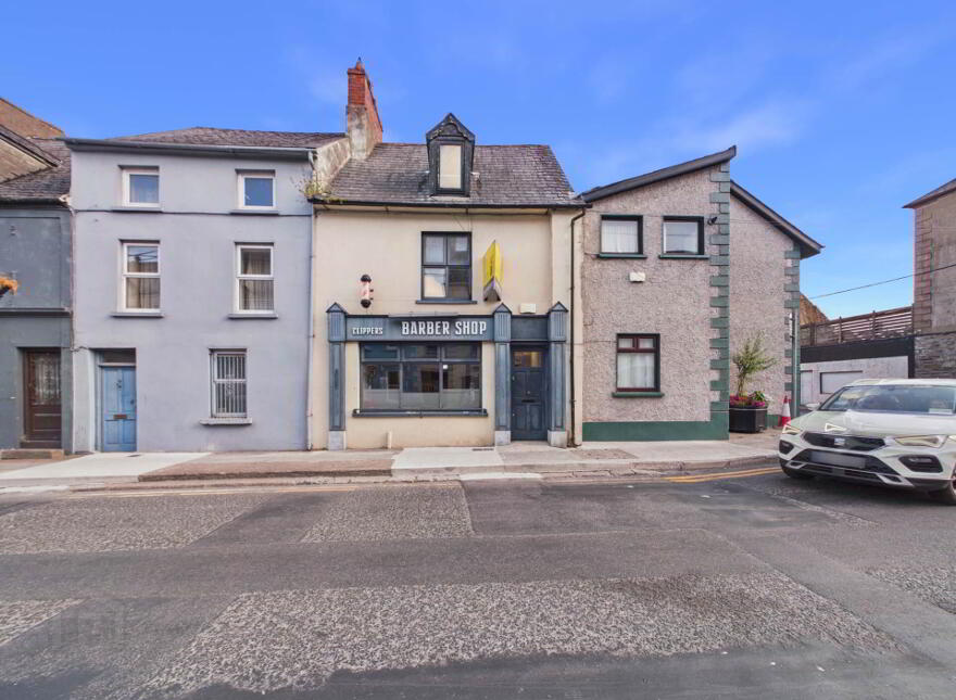 54 Main Street, Carrick-On-Suir, E32N275