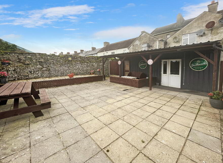 Molly Ban's, Main Street, Borrisokane