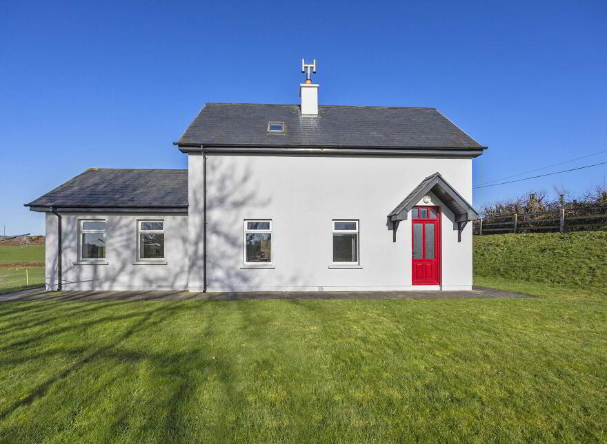 Saoirse, Clounkeen East, Rosscarbery, Leap, P81K443