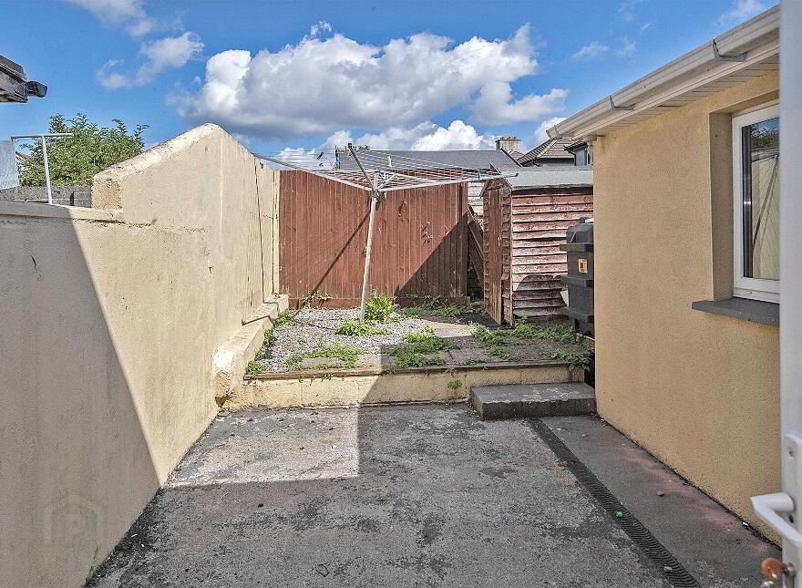 2 Cathal Brugha Place, Dungarvan, X35FX08