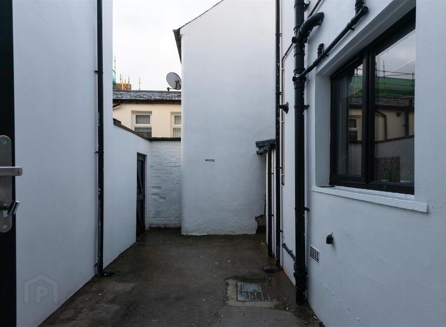 Room 5, 79 Upper Newtownards Road, Belfast, BT4 3HU