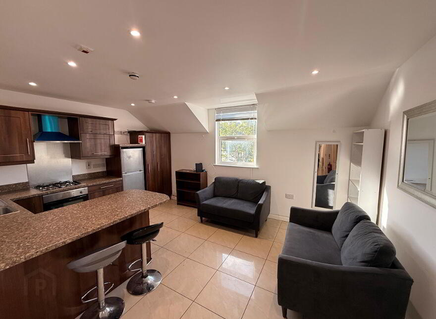Flat 3, 89 Wellesley Avenue, Belfast, BT9 6DH