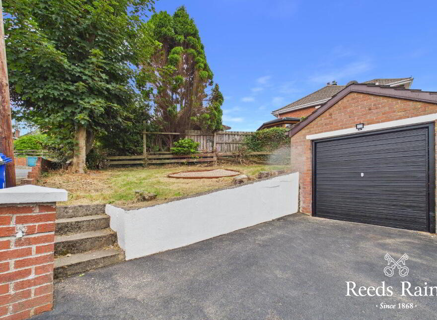 11 Glenview Avenue, Belfast, BT5 7LZ