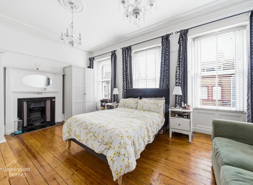 20 Station Road, Larne, BT40 3AA