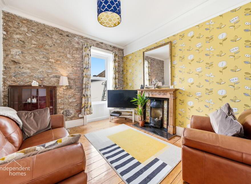 20 Station Road, Larne, BT40 3AA
