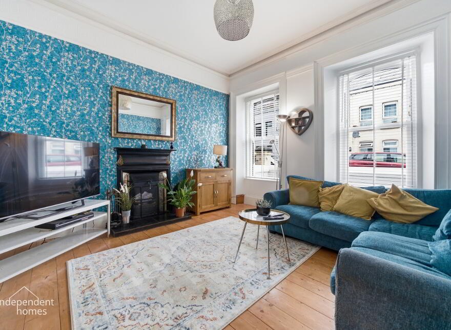 20 Station Road, Larne, BT40 3AA