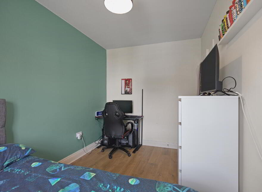 6 River Hill Crescent, Newtownards, BT23 7FQ