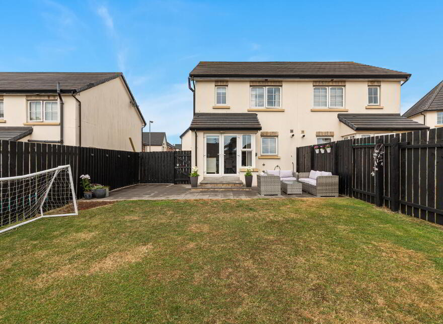 6 River Hill Crescent, Newtownards, BT23 7FQ
