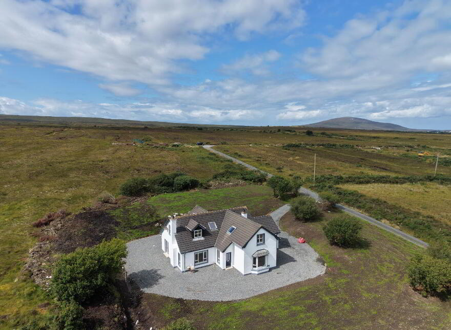 Ards Beg, Gortahork, F92F951