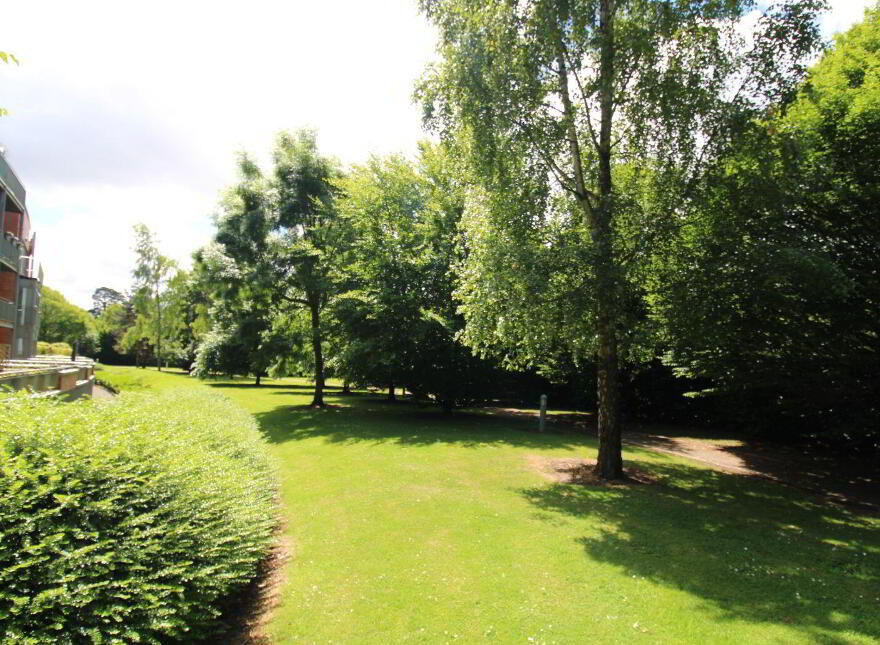 25 Beech Lodge, Farmleigh Woods, Castleknock, Castleknock, D15KF24