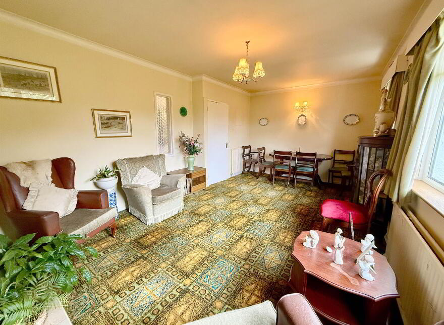 2 Gilnahirk Drive, Belfast, BT5 7DW