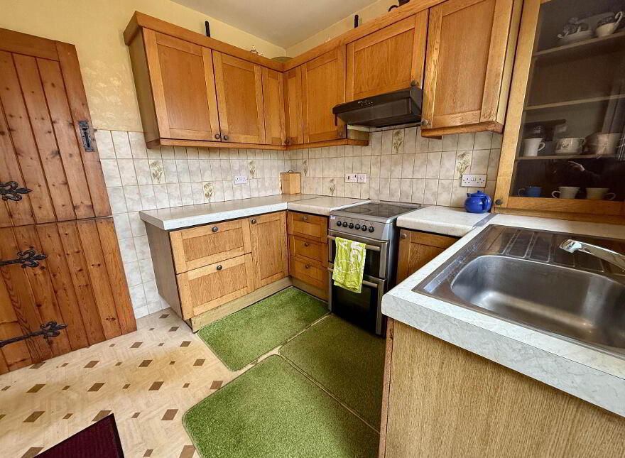 2 Gilnahirk Drive, Belfast, BT5 7DW
