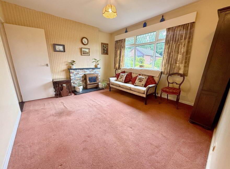 2 Gilnahirk Drive, Belfast, BT5 7DW