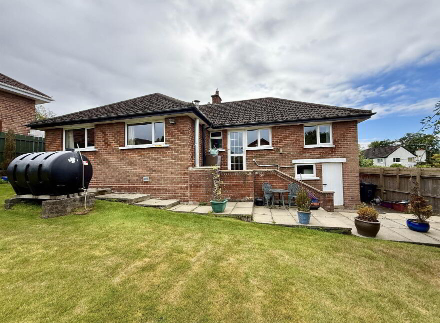 2 Gilnahirk Drive, Belfast, BT5 7DW