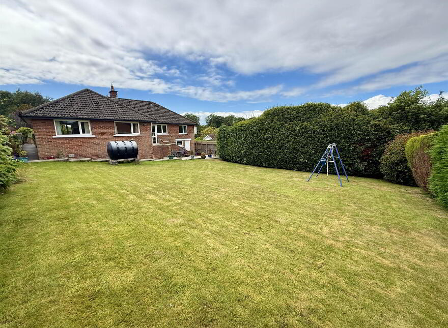 2 Gilnahirk Drive, Belfast, BT5 7DW