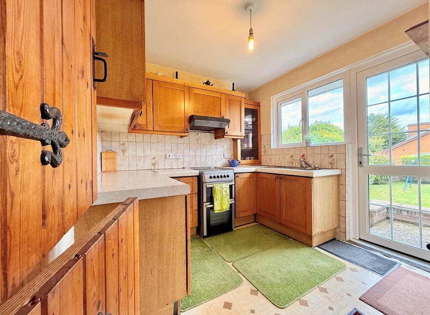 2 Gilnahirk Drive, Belfast, BT5 7DW