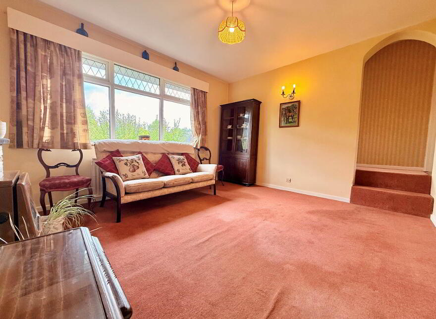 2 Gilnahirk Drive, Belfast, BT5 7DW