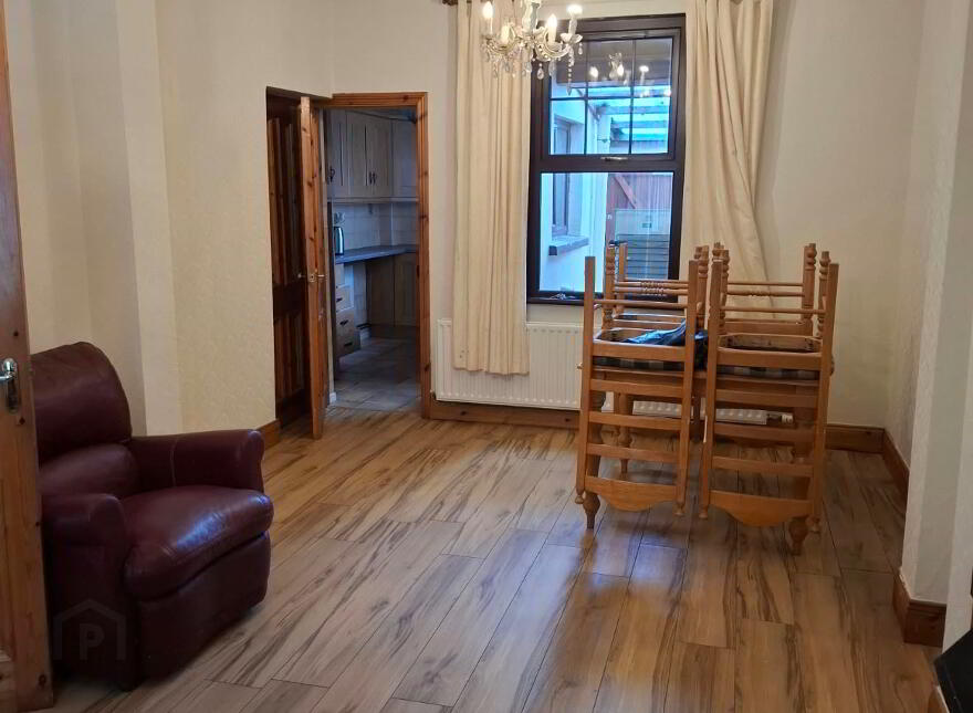 18 Charlemont Street, Dungannon, BT70 1HE