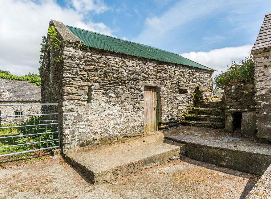 Lucy's Farmhouse, Gloun, Dunmanus, Dunmanus, P81XK24
