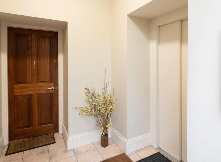Apartment 2 The Grand, Crosshaven, P43WD62