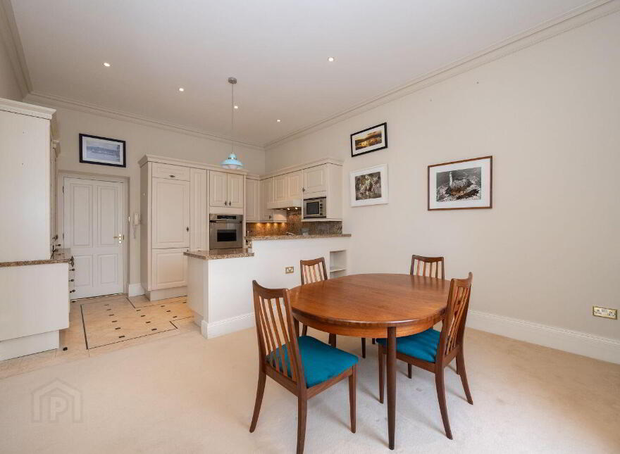 Apartment 2 The Grand, Crosshaven, P43WD62