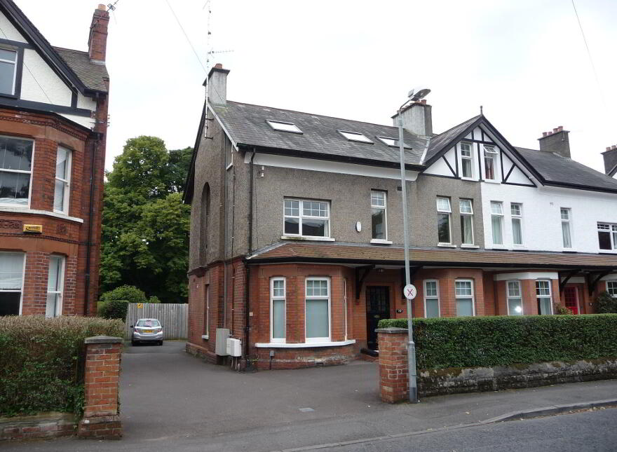 73b Marlborough Park South, Belfast, BT9 6HS