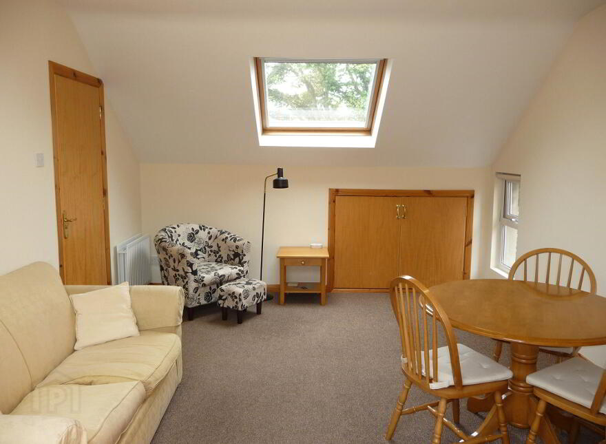 73b Marlborough Park South, Belfast, BT9 6HS