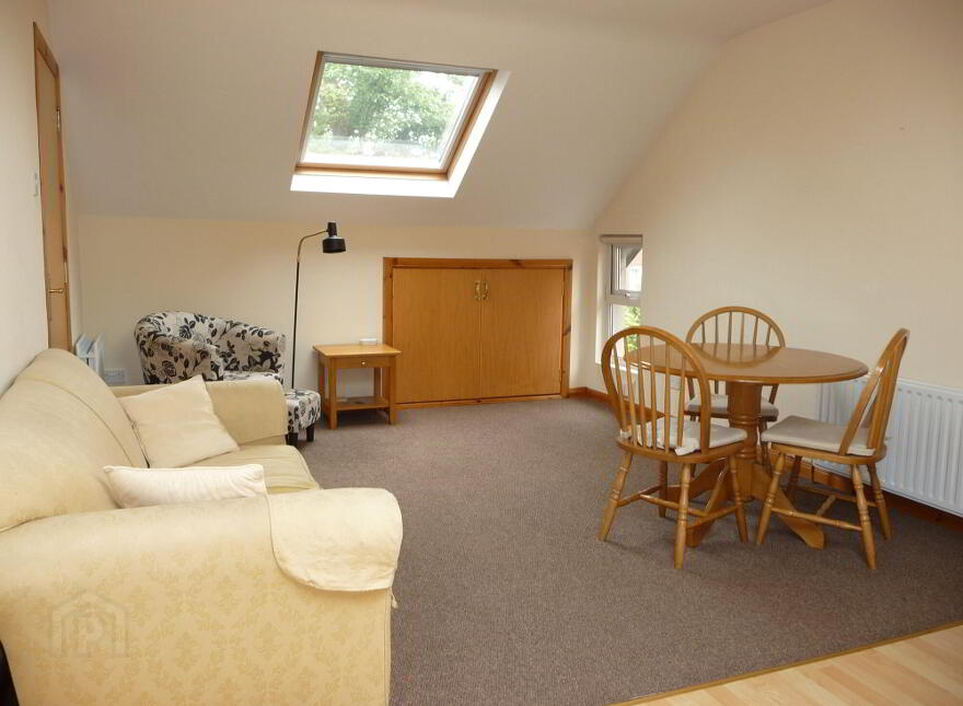73b Marlborough Park South, Belfast, BT9 6HS