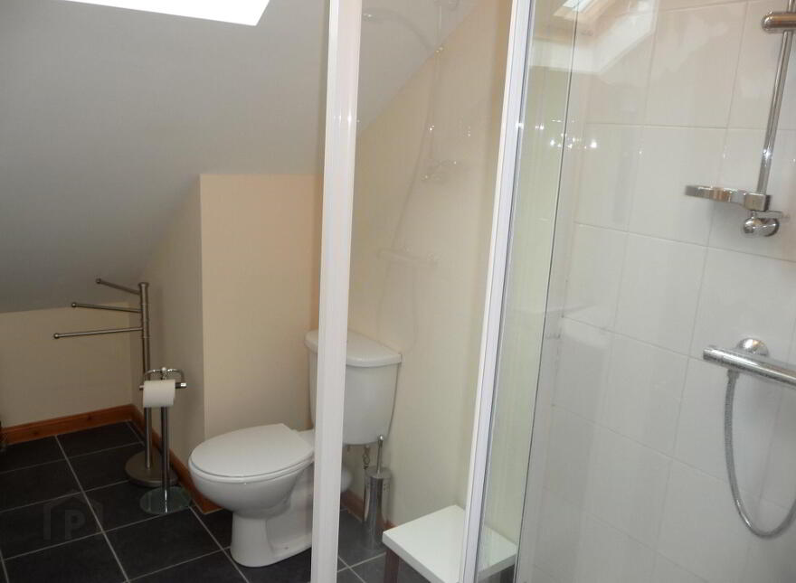 73b Marlborough Park South, Belfast, BT9 6HS