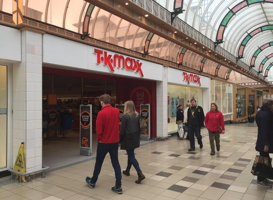 Unit 29, Bow Street Mall, Lisburn, BT28 1AW photo