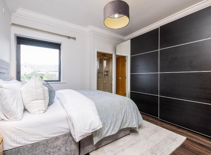 35 Aran House, Custom House Square, IFSC, Ifsc, D01F535
