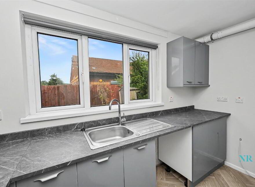 39A Carnbrae Park, Belfast, BT8 6TP
