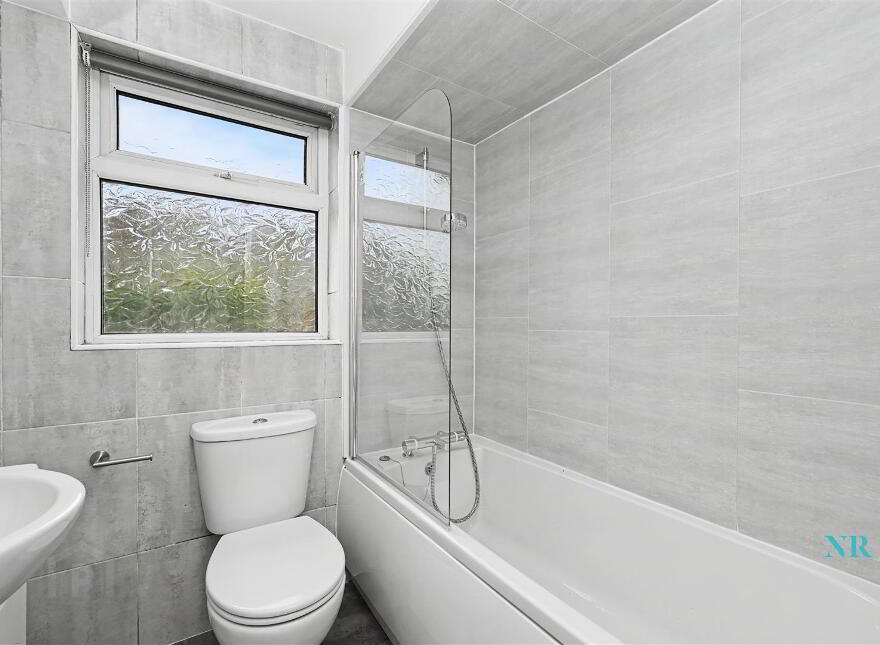 39A Carnbrae Park, Belfast, BT8 6TP