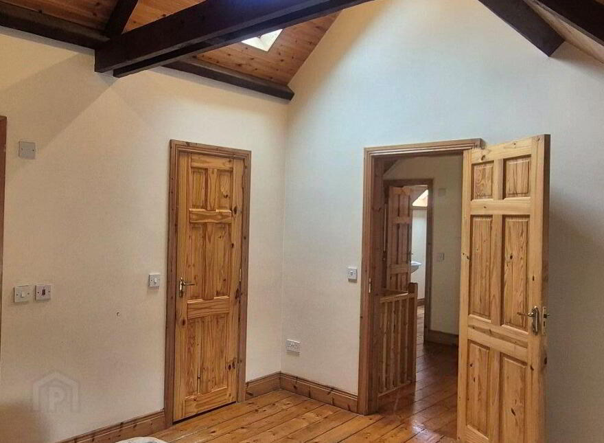Dunbell, Maddockstown, R95HY04