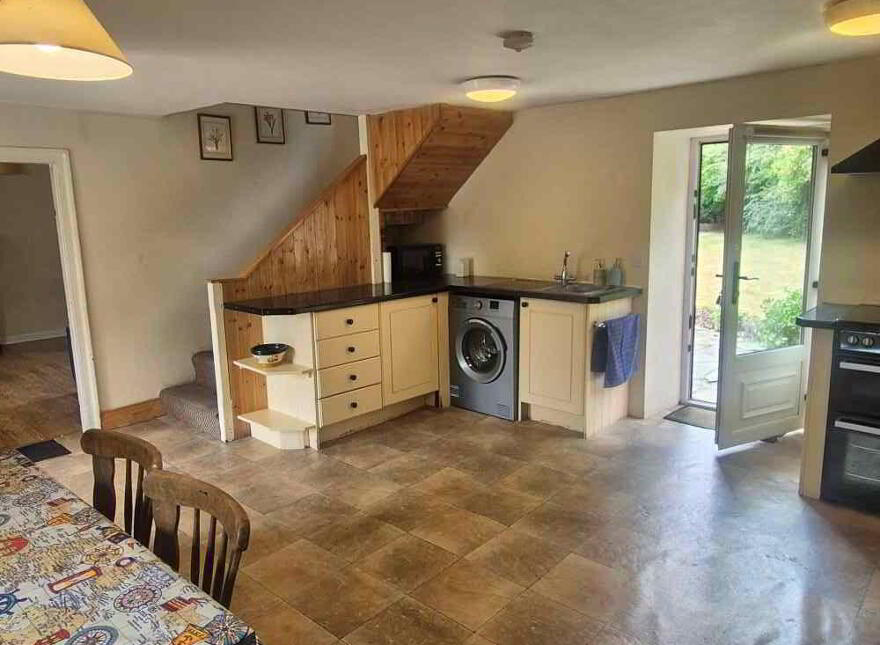 Dunbell, Maddockstown, R95HY04