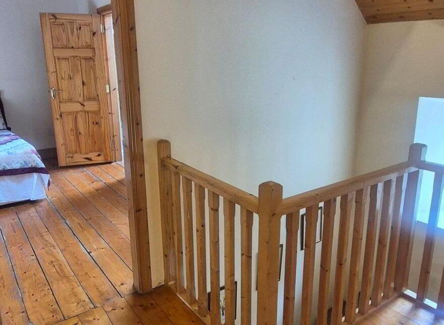 Dunbell, Maddockstown, R95HY04