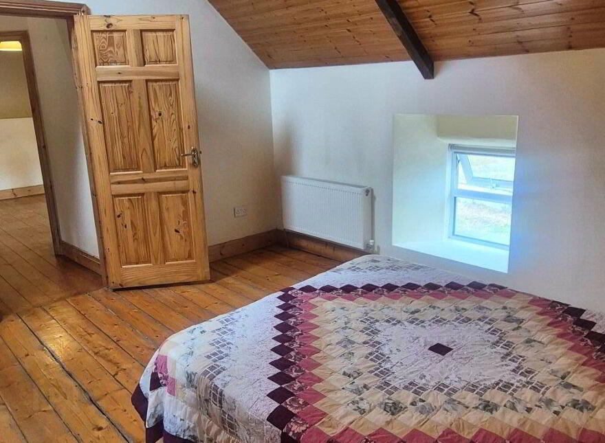 Dunbell, Maddockstown, R95HY04