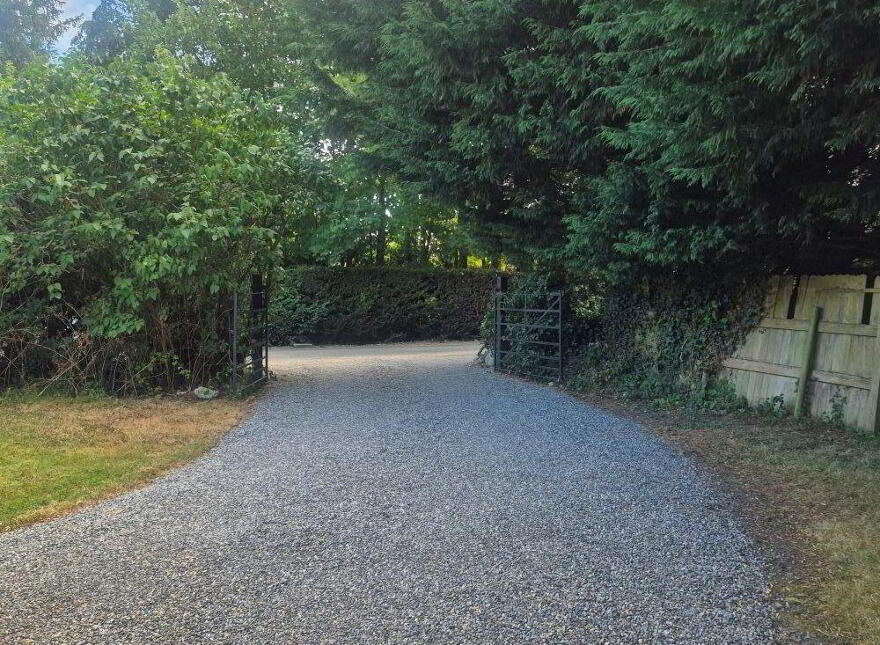 Dunbell, Maddockstown, R95HY04
